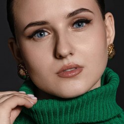 Алёна Лаврик 